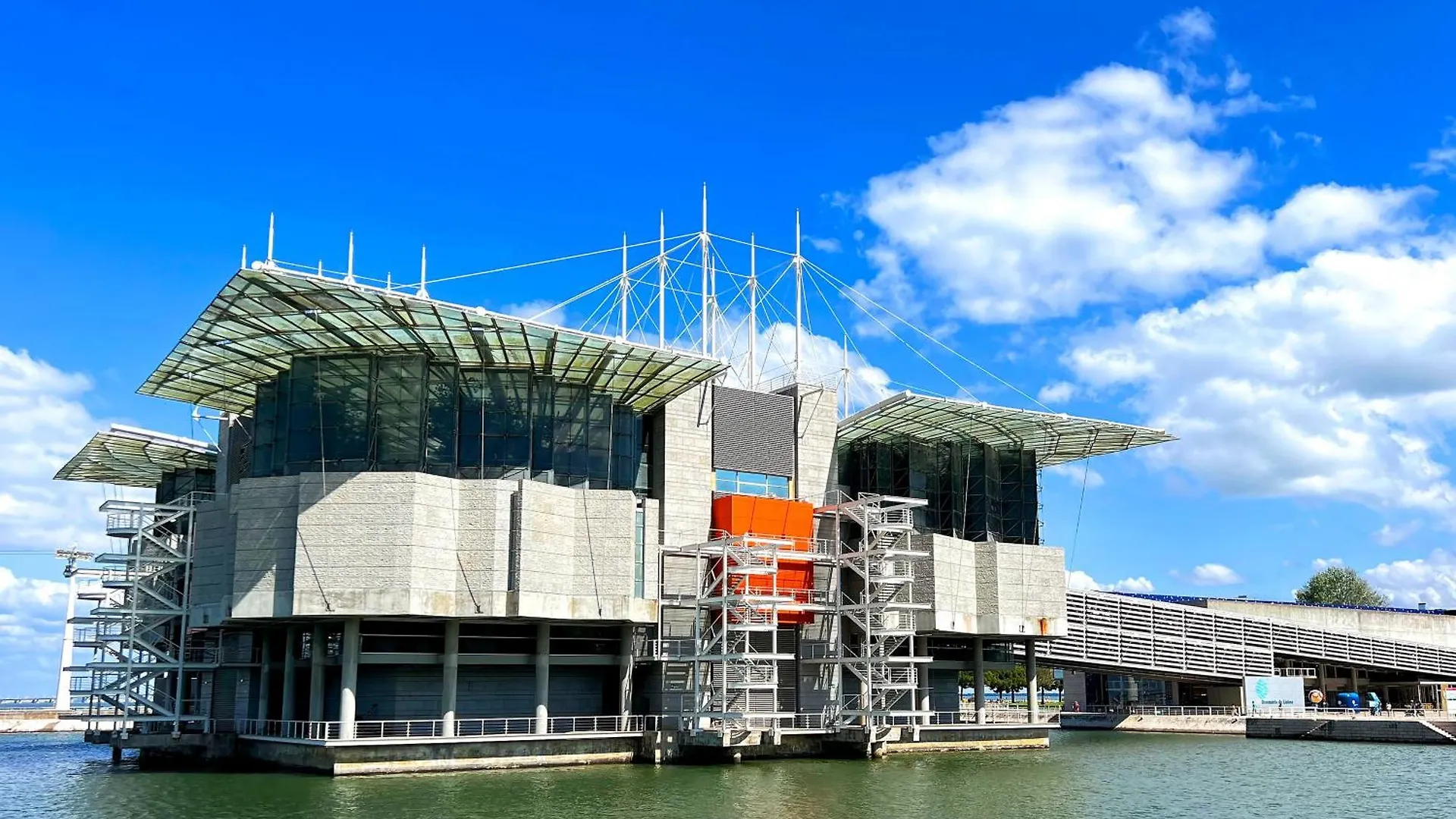 Апартаменты Lisbon Prestige River View Condo By Becherish