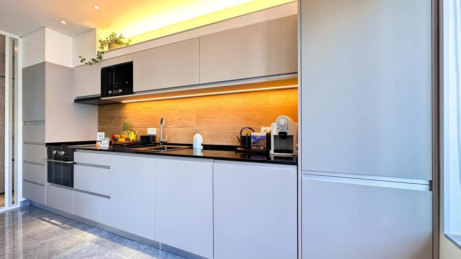 Апартаменты Lisbon Prestige River View Condo By Becherish Португалия