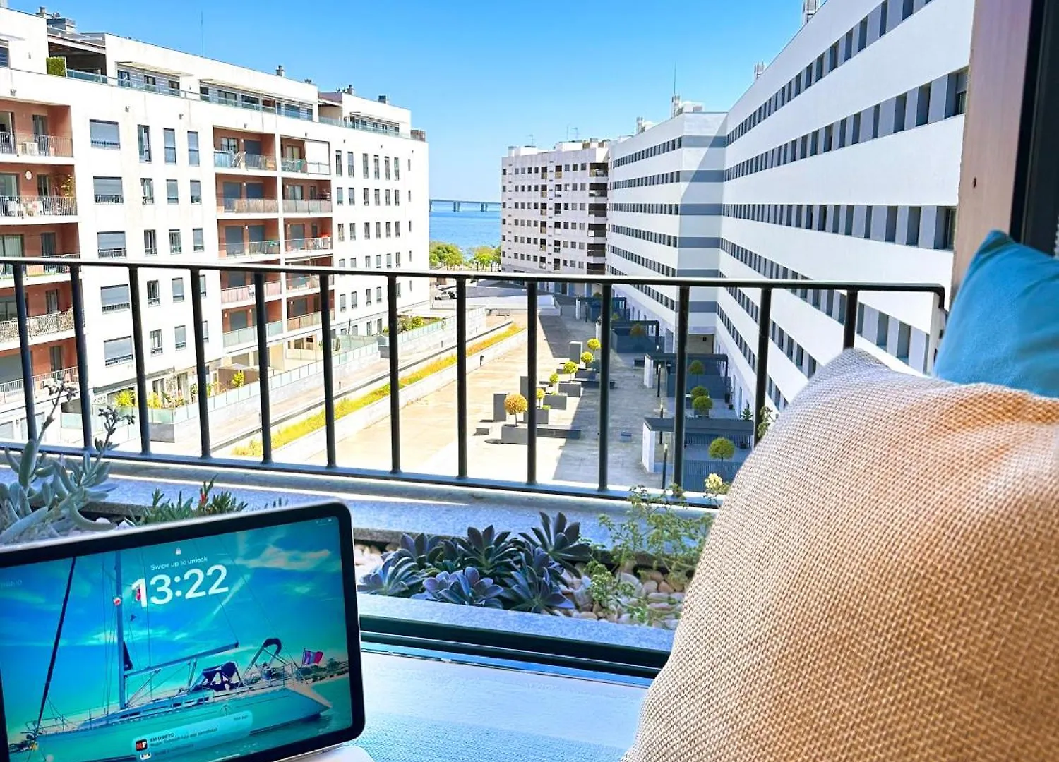 Апартаменты Lisbon Prestige River View Condo By Becherish